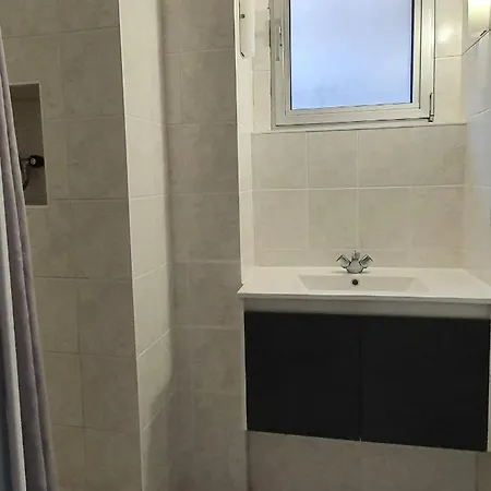 דירה Au N°1 Centre D'avranches אברנשה