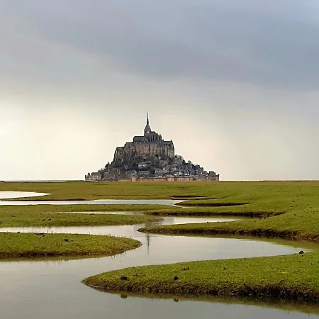 Au N°1 Centre D'avranches אברנשה